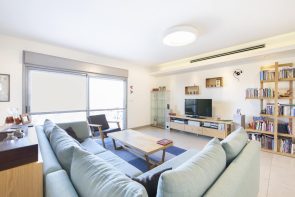 סלון פנטהאוז 5 חדרים שכונה פארק המושבה